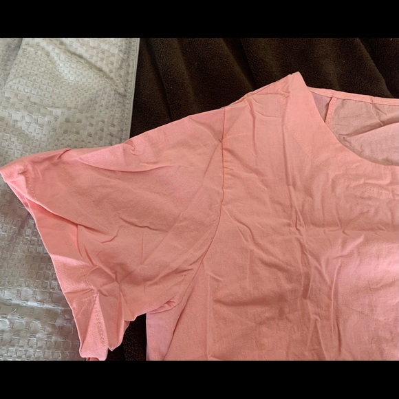 $5 & $10 sale - Cute pink off center button short sleeve top - Picture 2 of 4